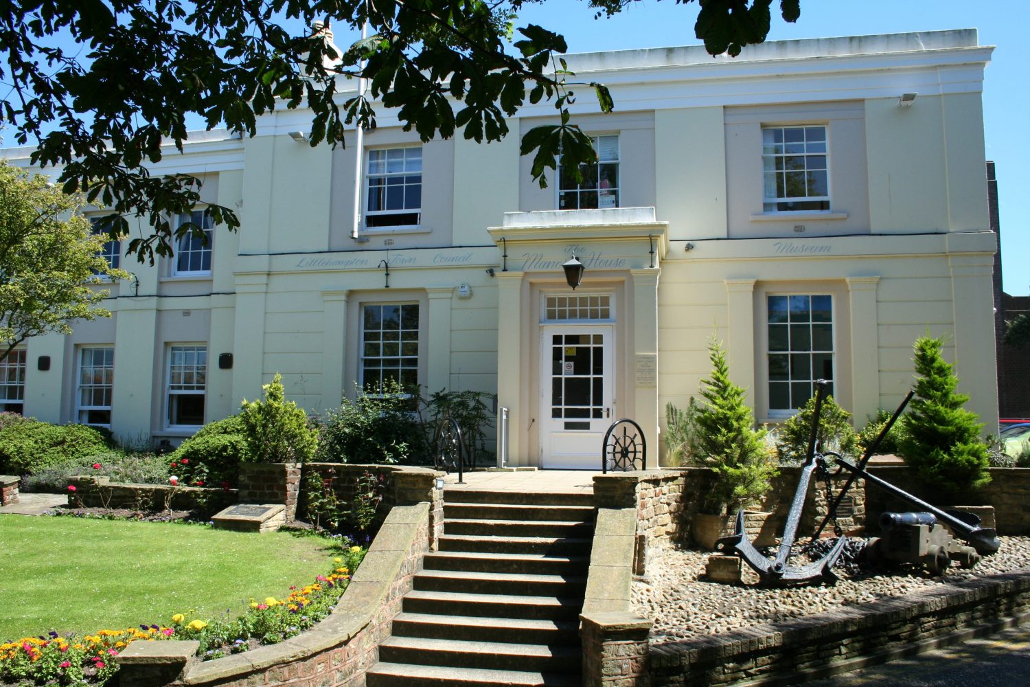 The front of Littlehampton Museum, Manor House